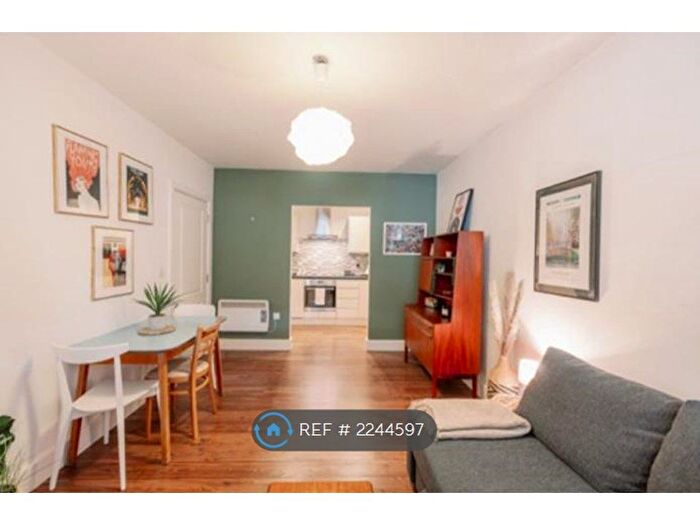 1 Bedroom Flat To Rent In Richmond Road, London, E8