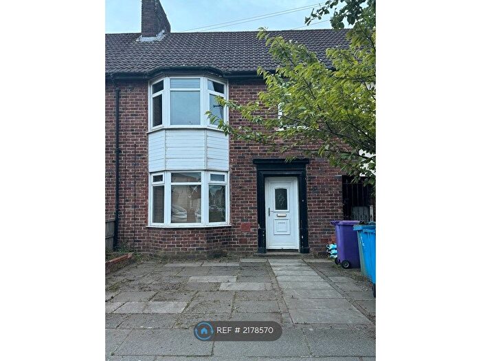 3 Bedroom Terraced House To Rent In Dovecot Avenue, Liverpool, L14