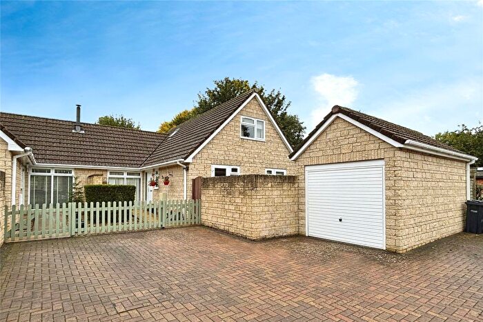 4 Bedroom Semi-detached House For Sale In West Street, Warminster, BA12