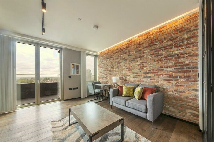 Apartment To Rent In Hewett Street, London, EC2A