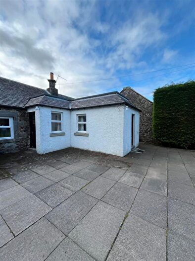 2 Bedroom Semi-Detached Bungalow To Rent In Peat Inn, KY15