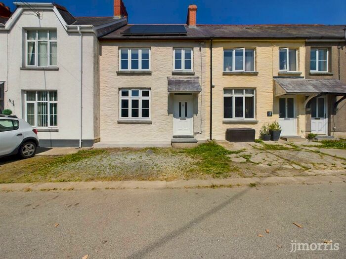 3 Bedroom Terraced House For Sale In Boncath, SA37