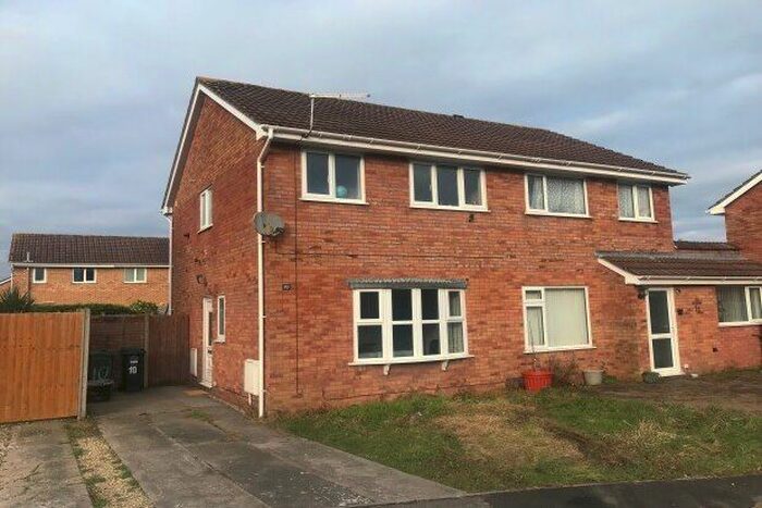 3 Bedroom Property To Rent In Marindin Drive, Weston-Super-Mare, BS22