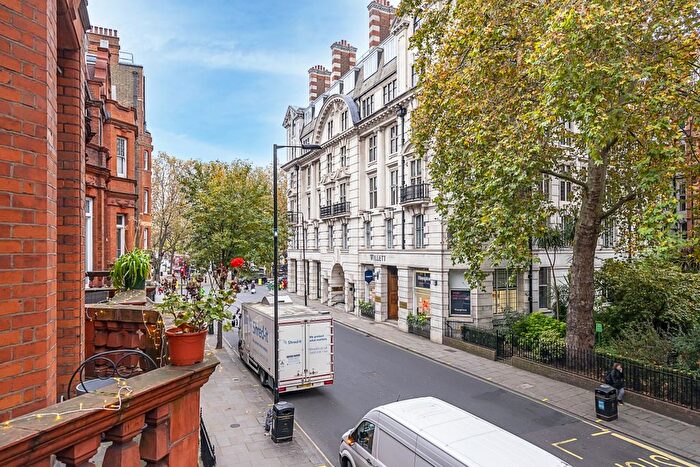 1 Bedroom Flat To Rent In Lower Sloane Street, London, SW1W