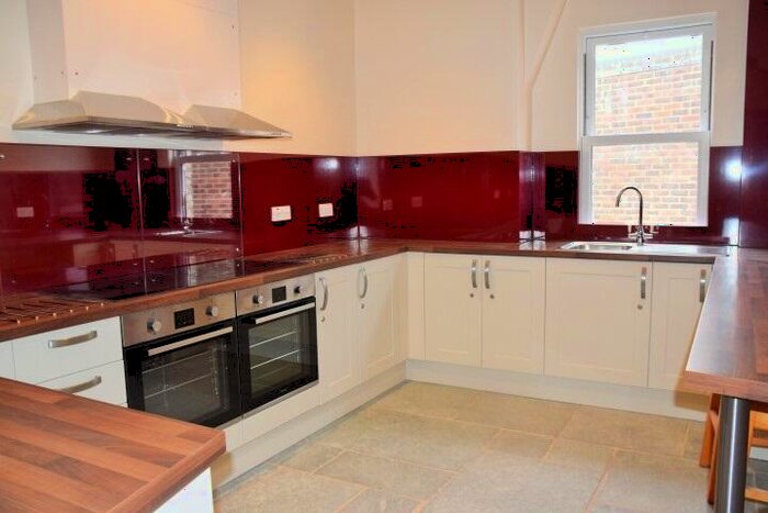 1 Bedroom Apartment To Rent In Prince Of Wales Road, Dorchester, DT1