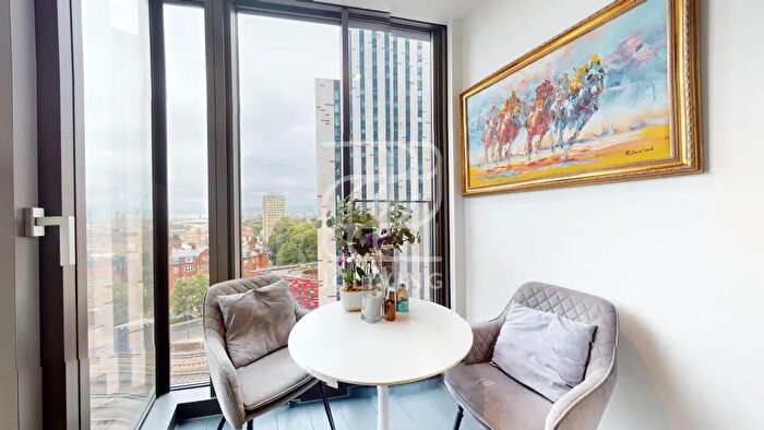 1 Bedroom Flat To Rent In - Bondway, Parry St, London, SW8