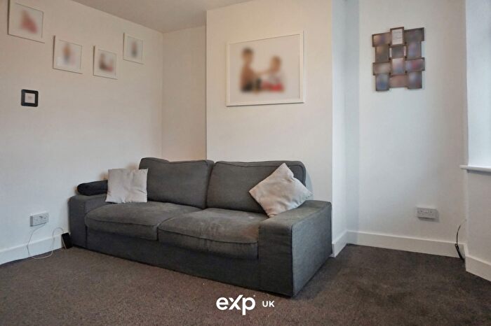 2 Bedroom End Of Terrace House For Sale In Thurlestone Road, Longbridge, B31