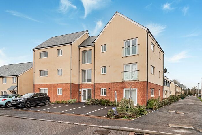 2 Bedroom Flat For Sale In Long Park, Cranbrook, Exeter, EX5
