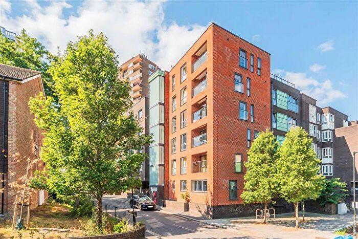 2 Bedroom Flat For Sale In Meadow Row, Elephant Amp; Castle, SE1
