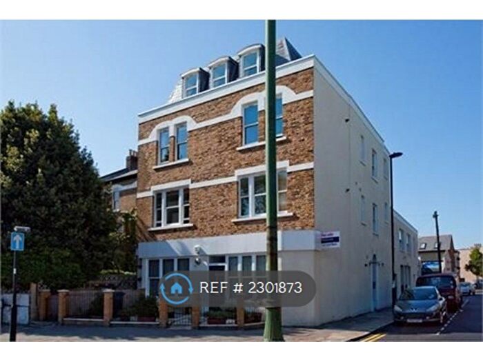 2 Bedroom Flat To Rent In Dalberg Road, London, SW2
