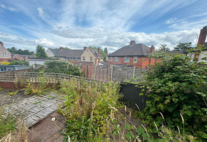 3 Bedroom Terraced House For Sale In Kitchener Road, Dudley, West Midlands, DY2