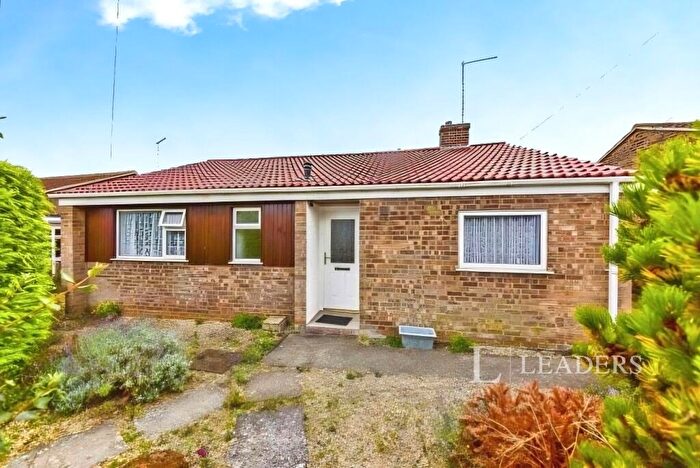 3 Bedroom Bungalow To Rent In Stirling Road, PE9