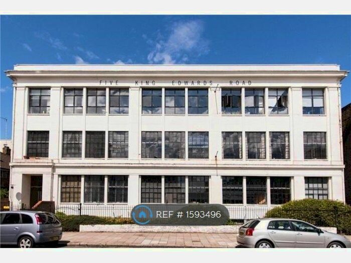 2 Bedroom Flat To Rent In King Edward's Road, London, E9