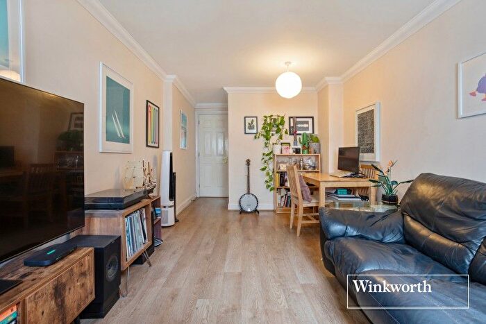 1 Bedroom Flat To Rent In Imperial Court, SE11