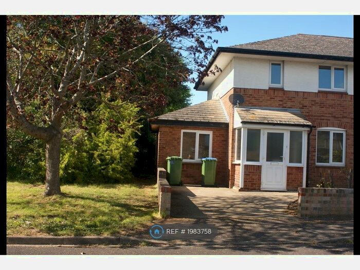 4 Bedroom Semi-Detached House To Rent In Hornchurch Road, Southampton, SO16