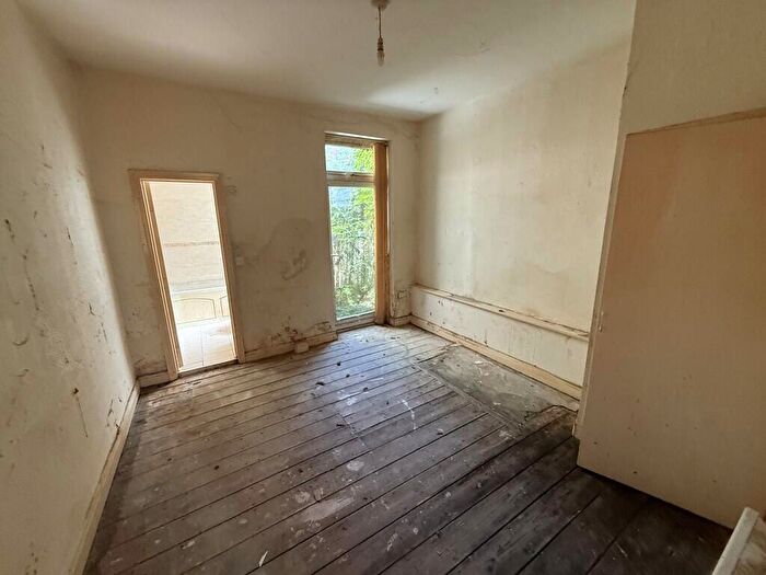 1 Bedroom Flat For Sale In Regent Road, Blackpool, Lancashire, FY1