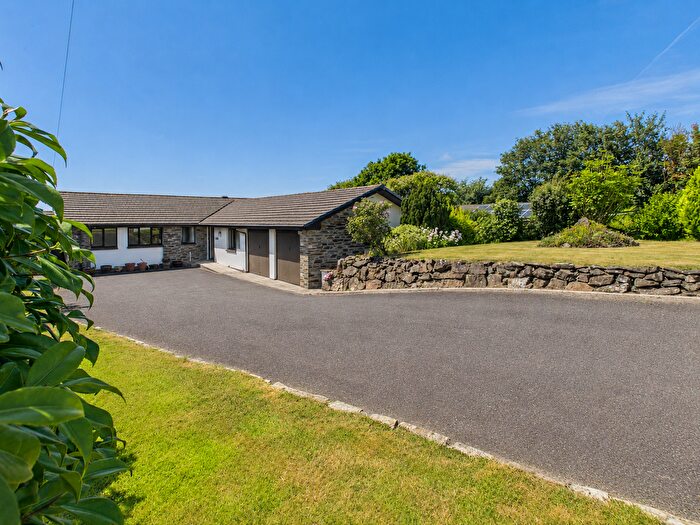 3 Bedroom Detached Bungalow For Sale In Pinch Hill, Marhamchurch, EX23