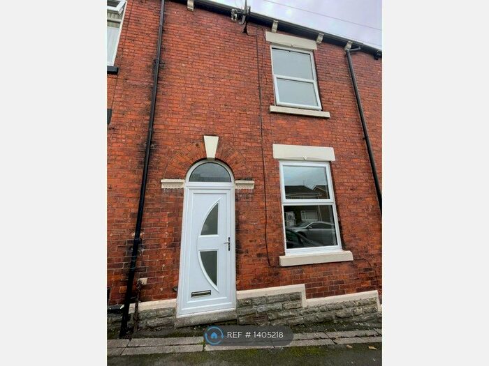 2 Bedroom Terraced House To Rent In Set Street, Stalybridge, SK15