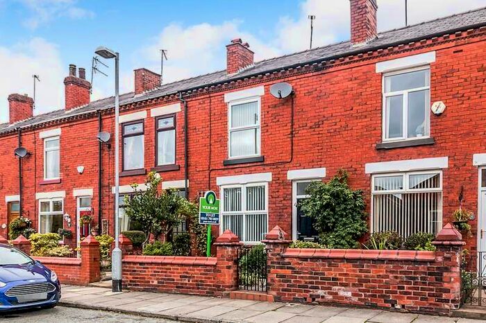 2 Bedroom Leisure Facility Commercial To Rent In Guild Avenue, Worsley, Manchester, M28