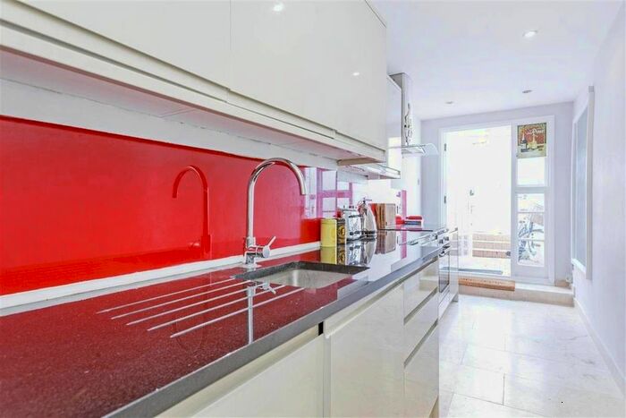 1 Bedroom Maisonette To Rent In Moreton Terrace Mews North, Pimlico, London, SW1V