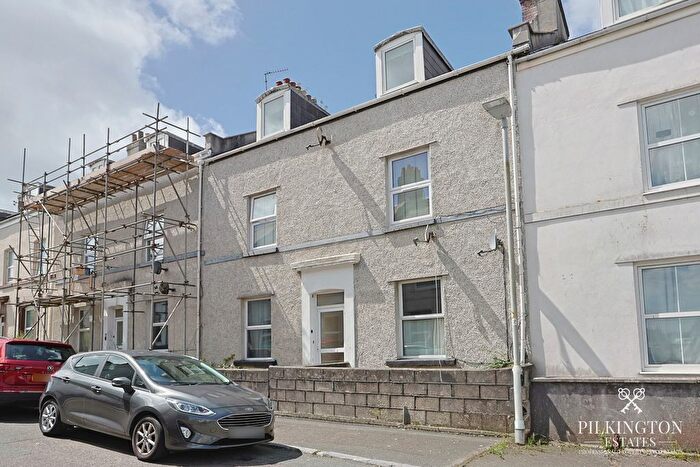 2 Bedroom Flat For Sale In Charlotte Street, Plymouth, Devon, PL2