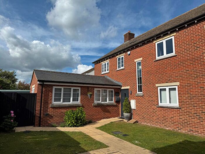 3 Bedroom Semi-Detached House For Sale In Pavenhill Courtyard, Upper Pavenhill, Purton, SN5