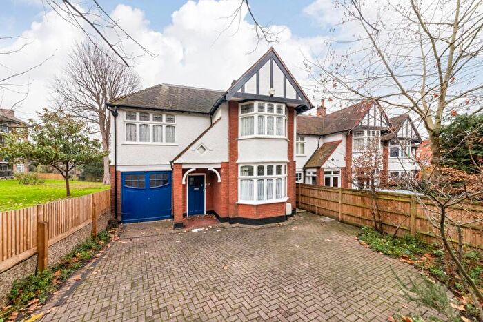 5 Bedroom House To Rent In Herne Hill, London, SE24