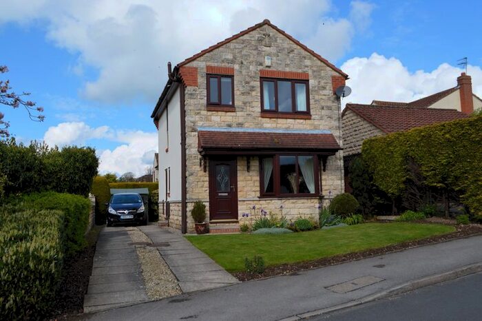 3 Bedroom Detached House To Rent In Green Howards Road, Pickering, YO18