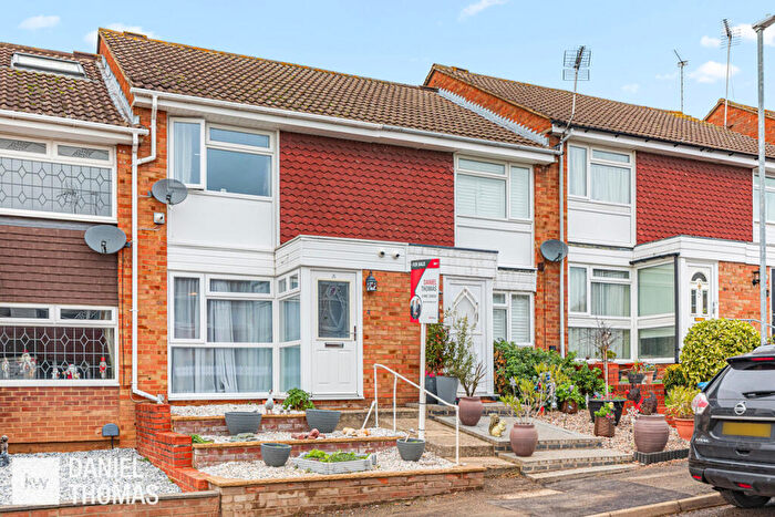 2 Bedroom Terraced House For Sale In Chartwell Close, Waltham Abbey, EN9