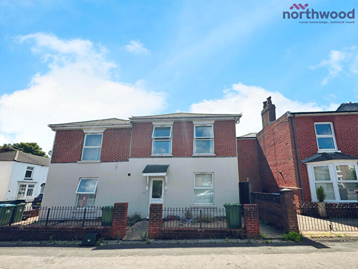 1 Bedroom Flat To Rent In Padwell Road, Southampton, SO14