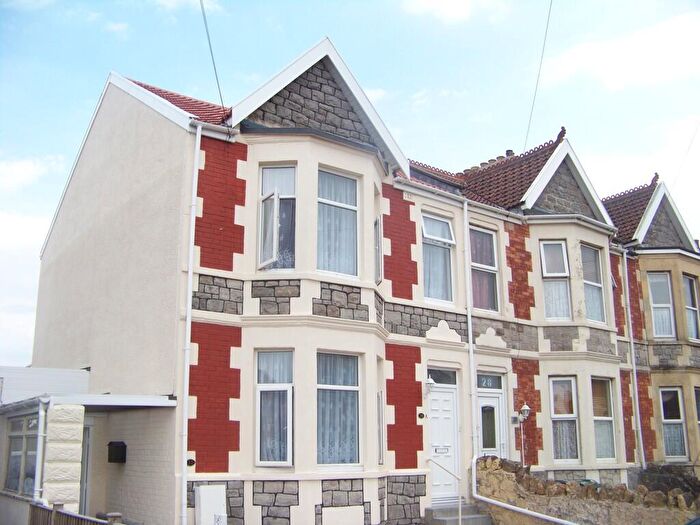 2 Bedroom Flat To Rent In Mendip Road, Weston Super Mare, BS23