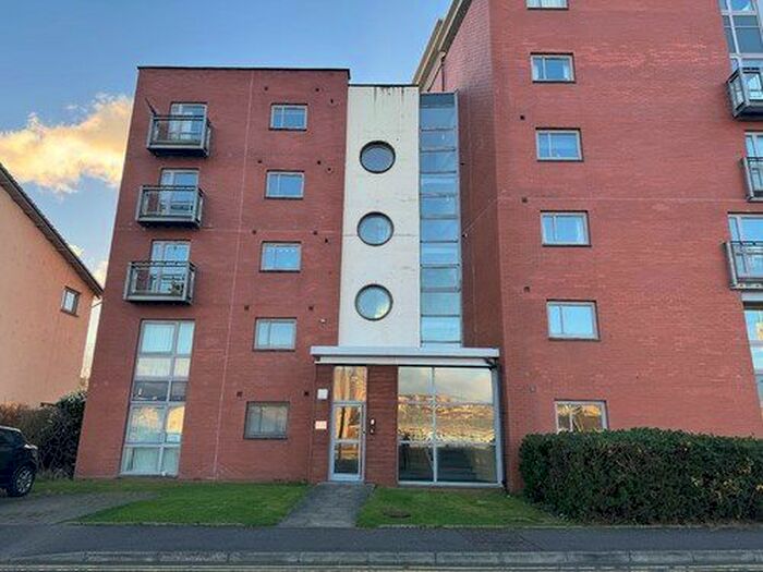2 Bedroom Flat To Rent In South Victoria Dock Road, Dundee, DD1