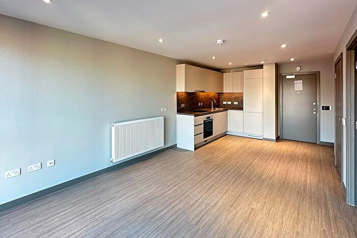 1 Bedroom Apartment To Rent In Candleriggs, Trongate, Glasgow, G1