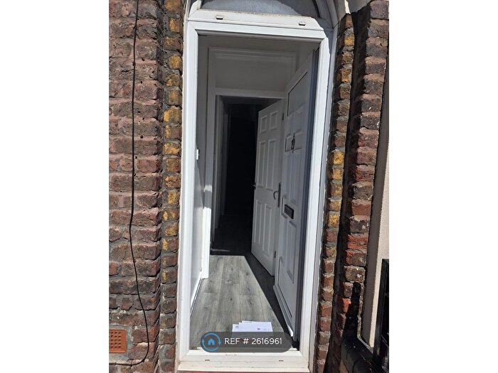 3 Bedroom Terraced House To Rent In Cambridge Road, Bootle, L20