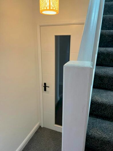 1 Bedroom Flat To Rent In Bampton Road, Luton, LU4