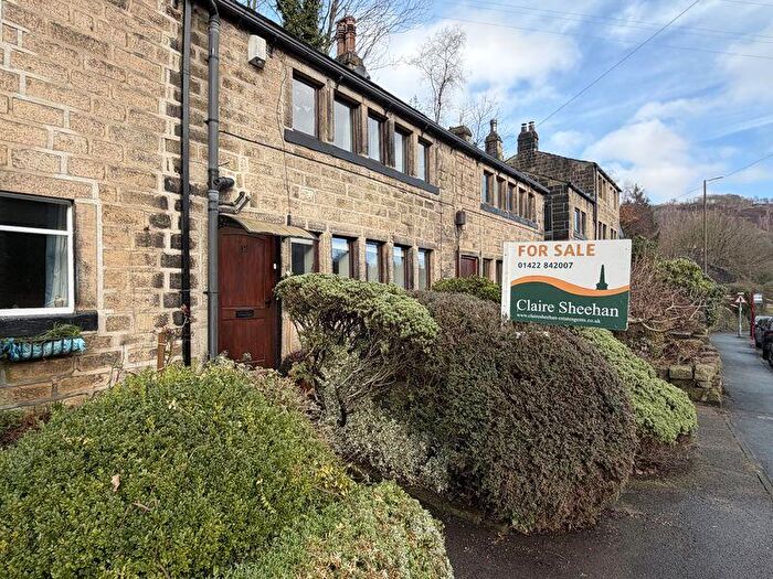 2 Bedroom Terraced House For Sale In Green Springs, Hebden Bridge, HX7