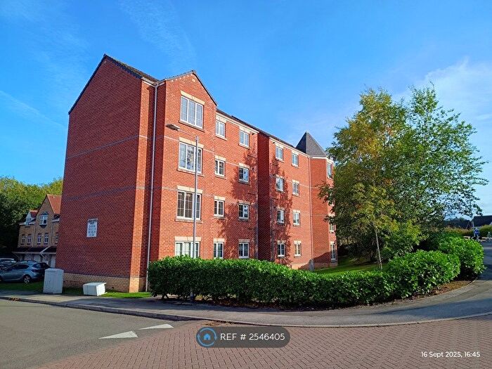 3 Bedroom Flat To Rent In Cobblestone Drive, Mansfield, NG18