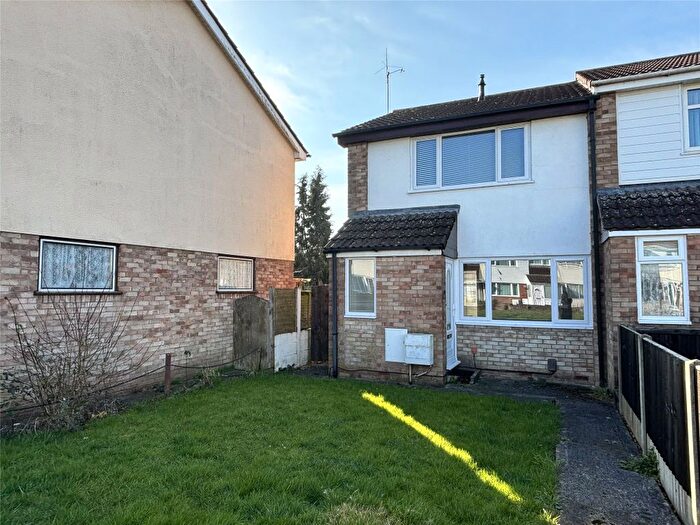 2 Bedroom End Of Terrace House To Rent In Glenfall, Yate, Bristol, Gloucestershire, BS37