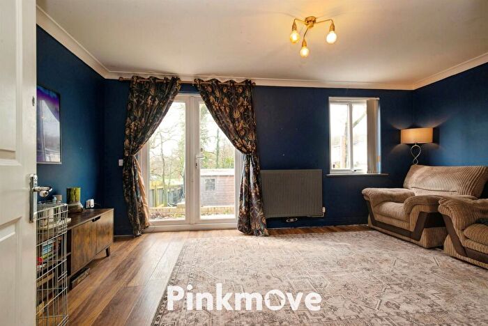 3 Bedroom Semi-Detached House For Sale In Thorncliffe Road, St. Dials, Cwmbran, NP44