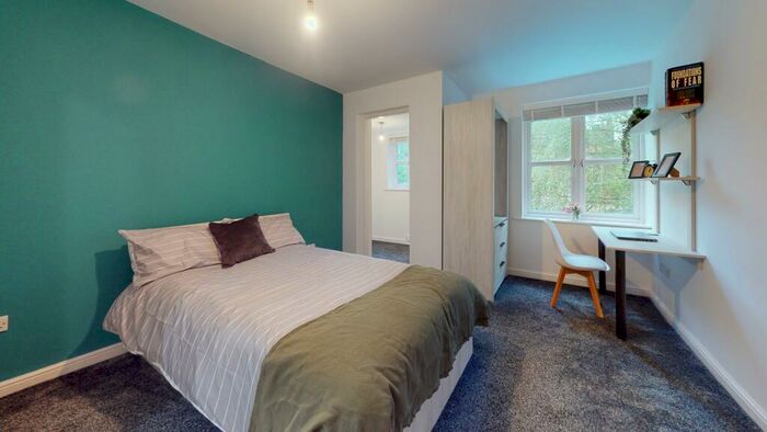 2 Bedroom Flat To Rent In The Grange, North Grange Mount, Headingley, LS6