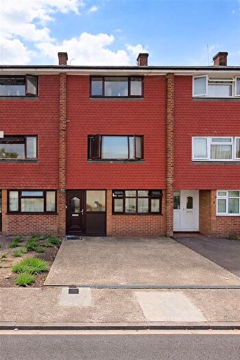 Studio To Rent In Bettles Close, Uxbridge, UB8