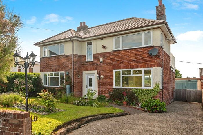 3 Bedroom Detached House For Sale In Lon Y Plas, Flint Mountain, Flintshire, CH6