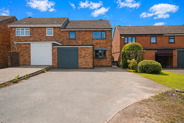 3 Bedroom Semi Detached House For Sale In Whitcroft Close, Markfield, Leicestershire, LE67