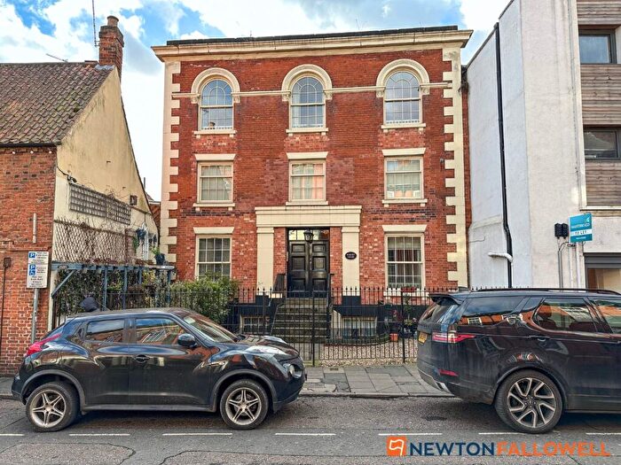 2 Bedroom Apartment For Sale In Barnby Gate, Barnby House, NG24