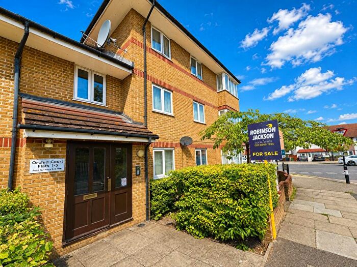 2 Bedroom Flat For Sale In Downderry Road, Bromley, BR1