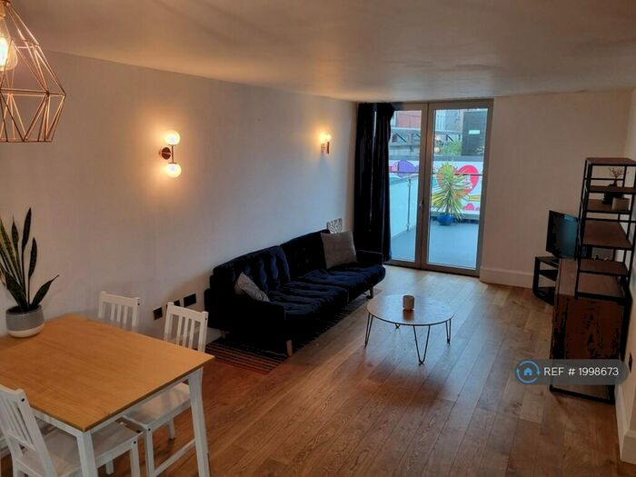 2 Bedroom Flat To Rent In Empire Way, Wembley, HA9