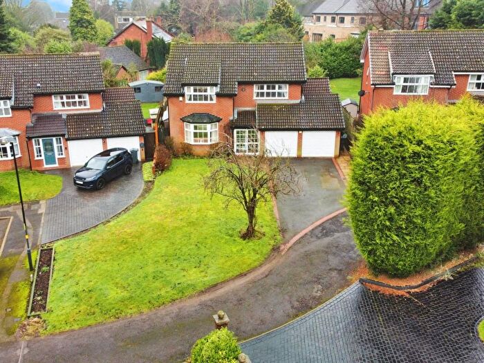 4 Bedroom Detached House For Sale In Rocklands Drive, Sutton Coldfield, B75