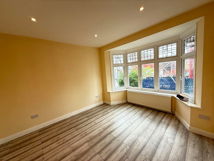 4 Bedroom Semi-Detached House To Rent In George V Way, Greenford, Greater London, UB6