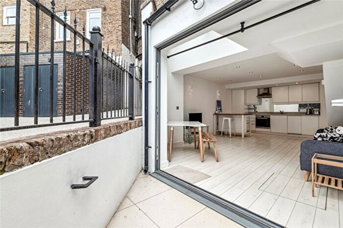 2 Bedroom Apartment For Sale In Gloucester Avenue, Primrose Hill, London, NW1