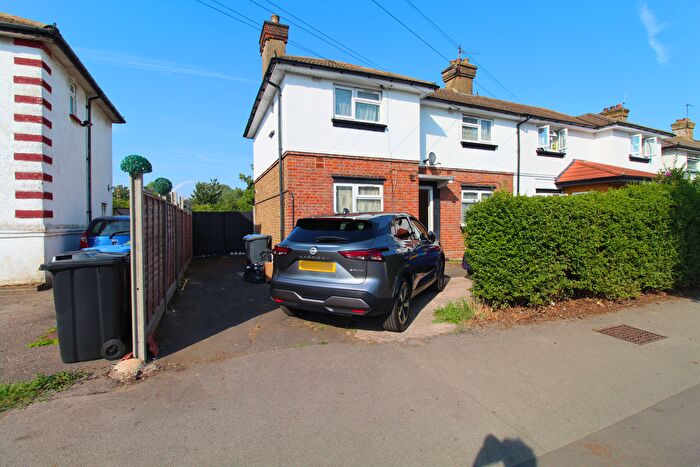 3 Bedroom Semi Detached House For Sale In Wembley, HA0